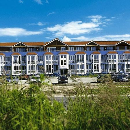 Apartment In Cuxhaven With A Shared Pool Dış mekan fotoğraf